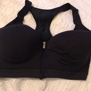 Black VSX Push-up Sports Bra